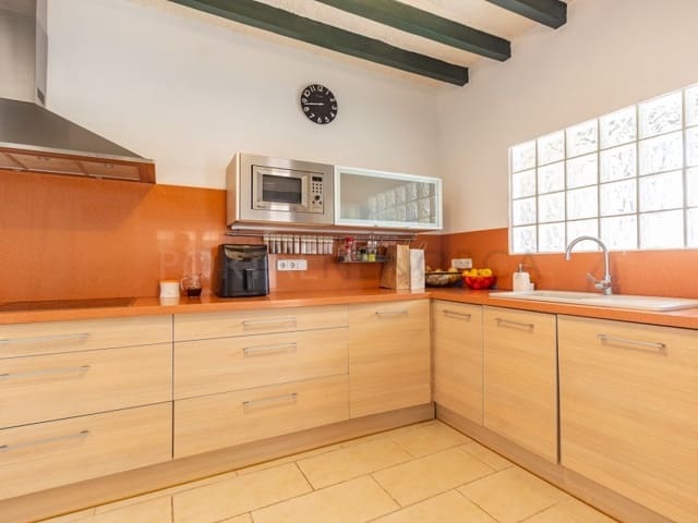 3 Zimmer Villa zu verkaufen in San Luis / Sant Lluís mit Pool - 995.000 € (Ref: 9639383)