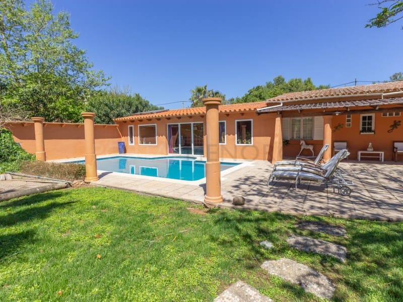 Finca/Casa Rural de 6 habitaciones en Llucmaçanes en venta con piscina - 1.450.000 € (Ref: 9639393)