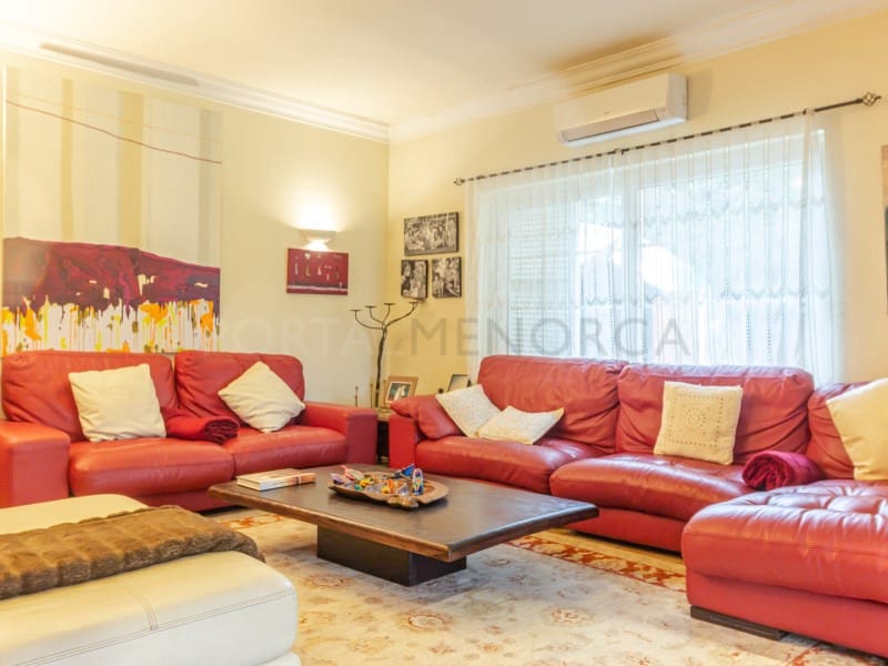 Finca/Casa Rural de 6 habitaciones en Llucmaçanes en venta con piscina - 1.450.000 € (Ref: 9639393)