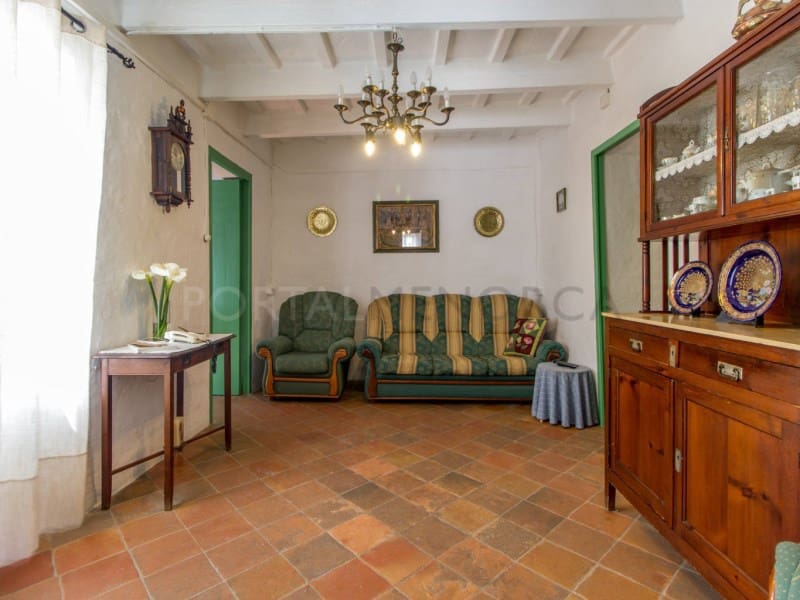 5 slaapkamer Finca/Landhuis te koop in Es Castell - € 1.950.000 (Ref: 9639395)