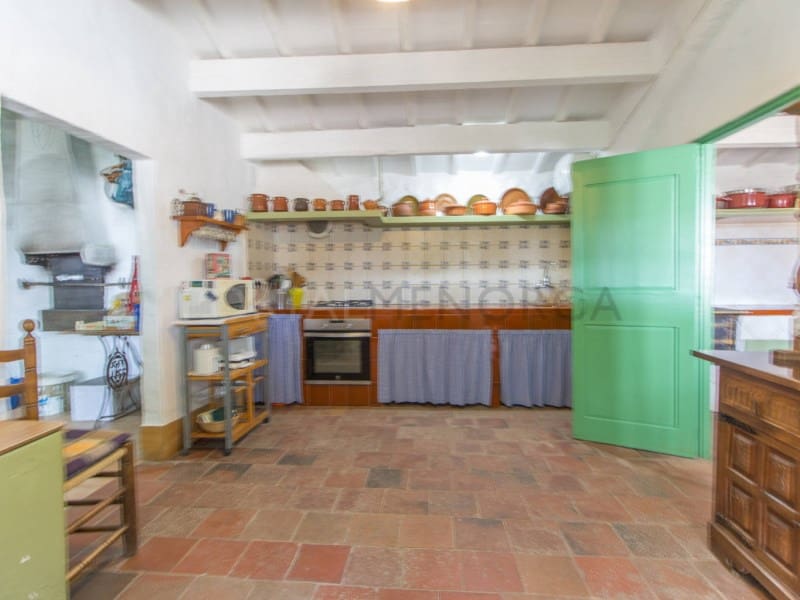 5 slaapkamer Finca/Landhuis te koop in Es Castell - € 1.950.000 (Ref: 9639395)