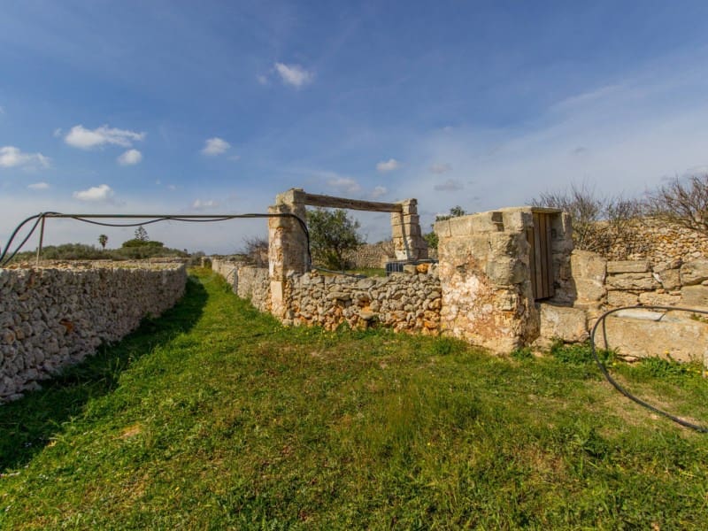 5 slaapkamer Finca/Landhuis te koop in Es Castell - € 1.950.000 (Ref: 9639395)