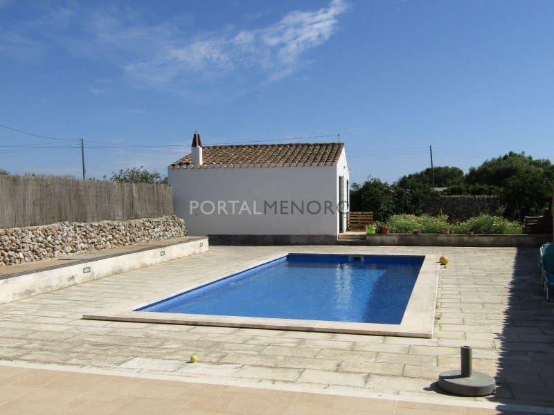4 bedroom Finca/Country House for sale in Llucmacanes with pool - € 790,000 (Ref: 9639403)
