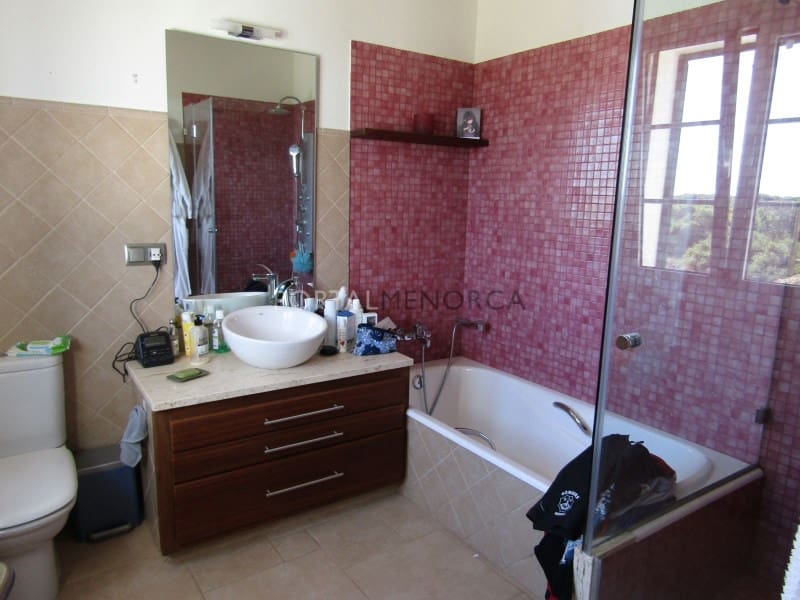 4 bedroom Finca/Country House for sale in Llucmacanes with pool - € 790,000 (Ref: 9639403)