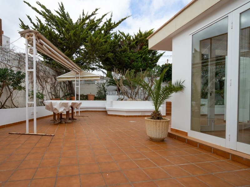 Chalet de 3 habitaciones en Mahón / Maó en venta - 2.895.000 € (Ref: 9639404)