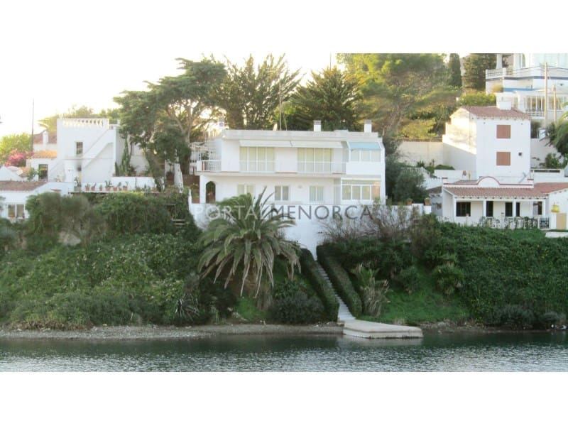 Chalet de 3 habitaciones en Mahón / Maó en venta - 2.895.000 € (Ref: 9639404)