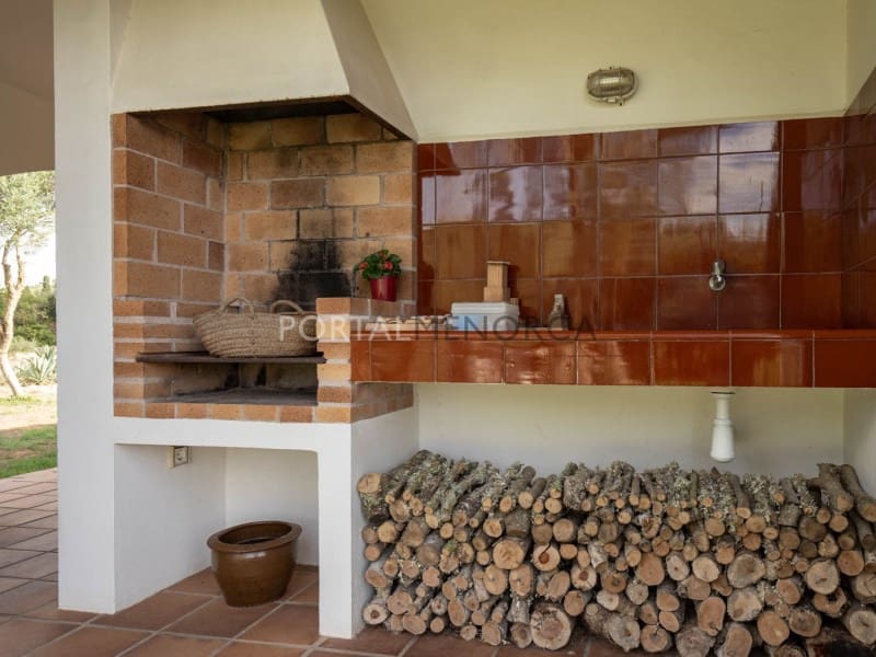 4 makuuhuone Maalaistalo myytävänä paikassa Torret mukana uima-altaan 
autotalli - 2 395 000 € (Ref: 9639405)