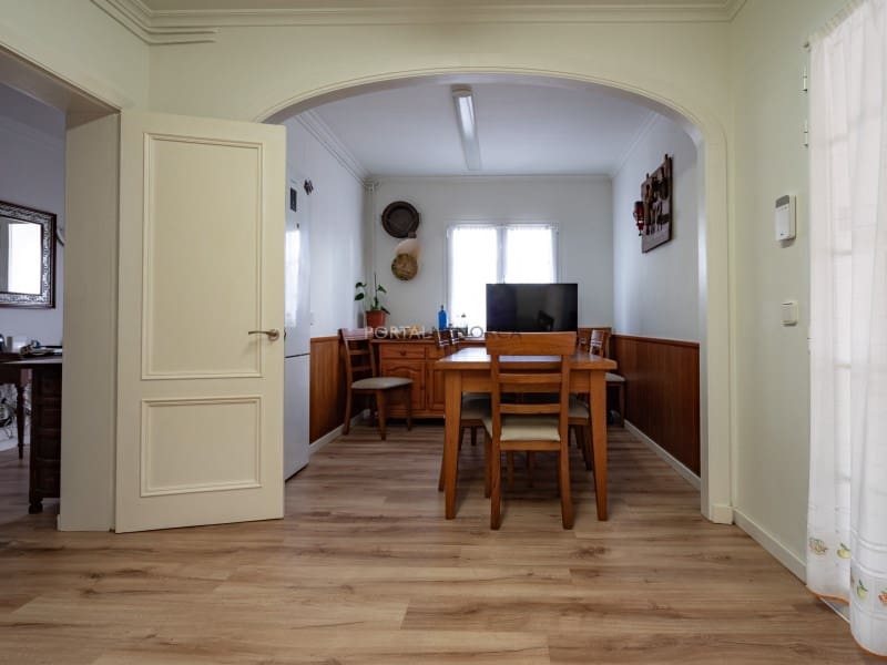 5 slaapkamer Villa te koop in Es Castell met zwembad garage - € 745.000 (Ref: 9639407)