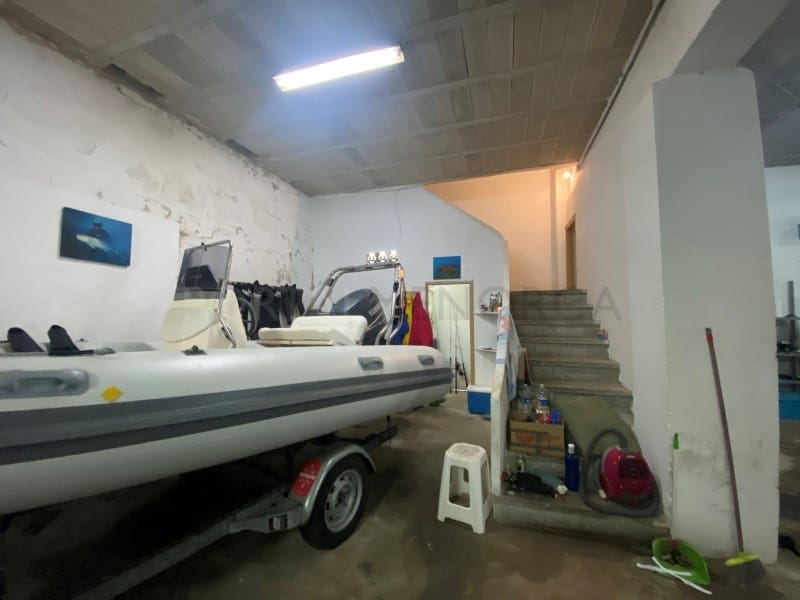 Kommersiell till salu i Mahon / Mao - 420 000 € (Ref: 9639408)