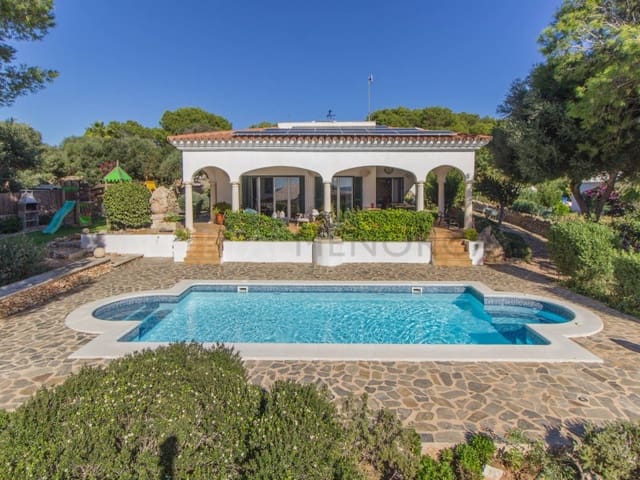 4 slaapkamer Villa te koop in Binibeca, San Luis / Sant Lluís met zwembad garage - € 1.850.000 (Ref: 9639409)