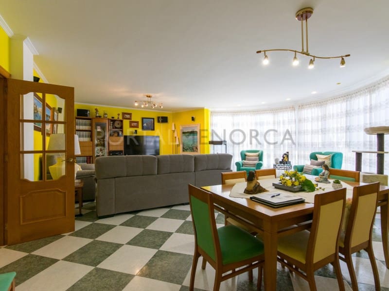 4 sovrum Lägenhet till salu i Ciutadella de Menorca - 700 000 € (Ref: 9639411)