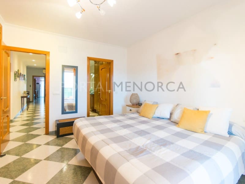 4 sovrum Lägenhet till salu i Ciutadella de Menorca - 700 000 € (Ref: 9639411)