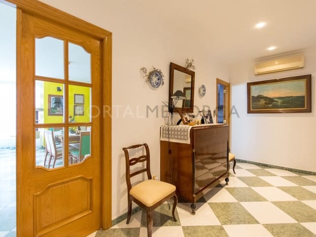 4 sovrum Lägenhet till salu i Ciutadella, Ciutadella de Menorca - 700 000 € (Ref: 9639411)