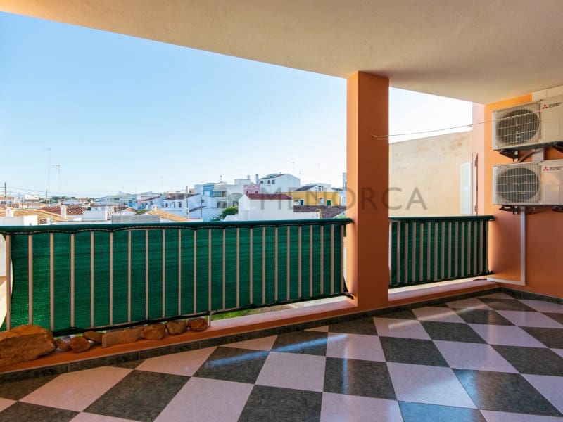 4 sovrum Lägenhet till salu i Ciutadella de Menorca - 700 000 € (Ref: 9639411)