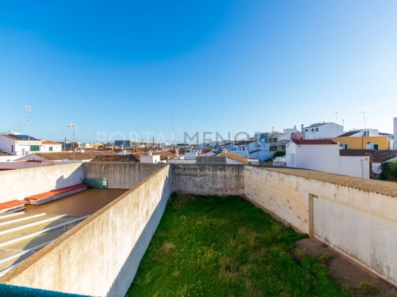 4 sovrum Lägenhet till salu i Ciutadella de Menorca - 700 000 € (Ref: 9639411)