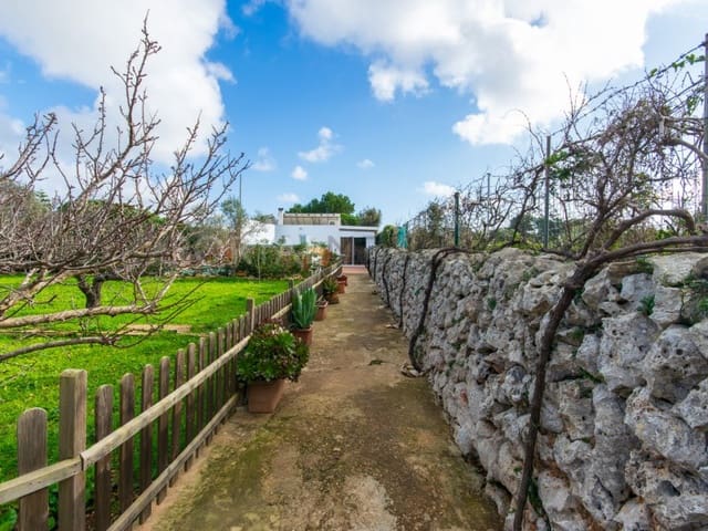 2 slaapkamer Finca/Landhuis te koop in San Luis / Sant Lluís met zwembad - € 318.500 (Ref: 9639412)