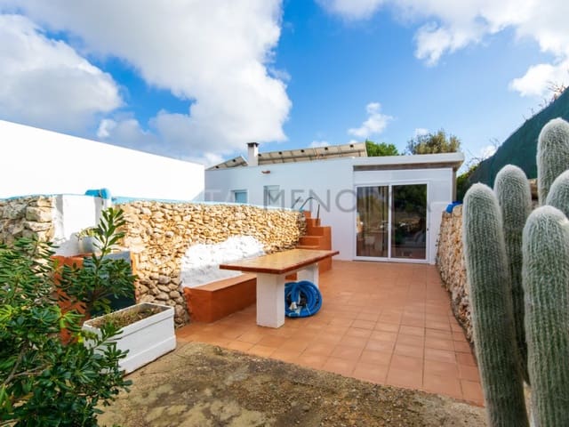 2 slaapkamer Finca/Landhuis te koop in San Luis / Sant Lluís met zwembad - € 318.500 (Ref: 9639412)