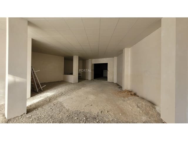 Commercial for sale in Mahón / Maó - € 275,000 (Ref: 9639413)