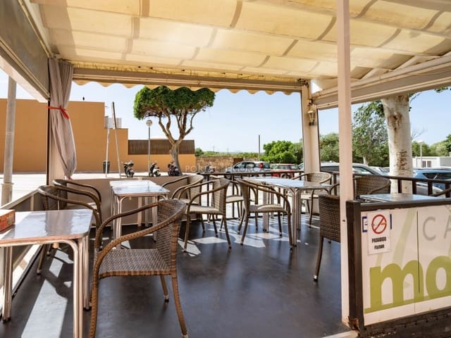 Commercieel te koop in Mahón / Maó - € 195.000 (Ref: 9639421)