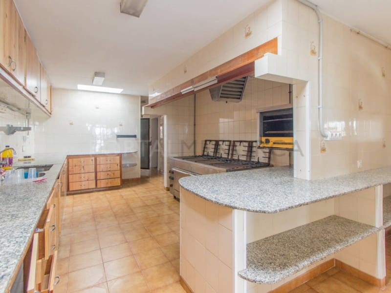 3 chambre Restaurant/Bar à vendre à Es Castell - 1 750 000 € (Ref: 9639423)