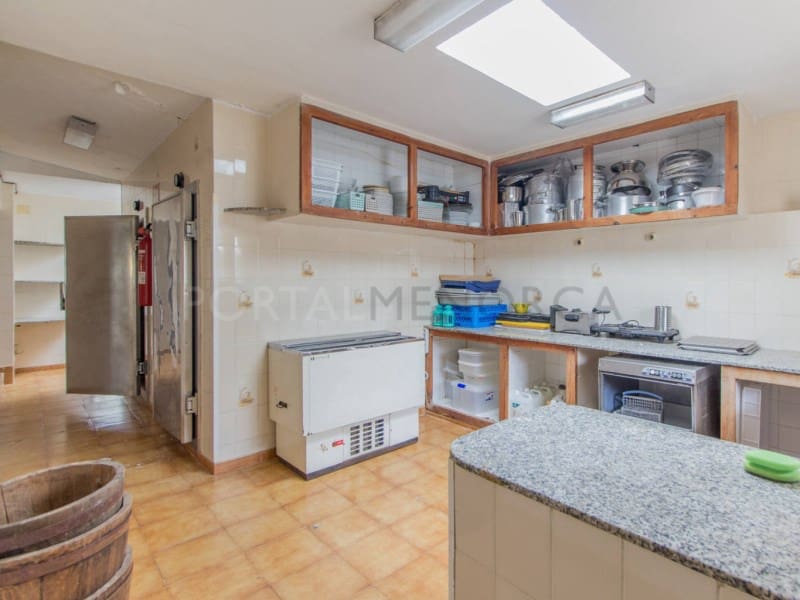 3 chambre Restaurant/Bar à vendre à Es Castell - 1 750 000 € (Ref: 9639423)