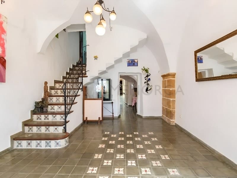 3 bedroom Townhouse for sale in Es Mercadal - € 440,000 (Ref: 9655974)