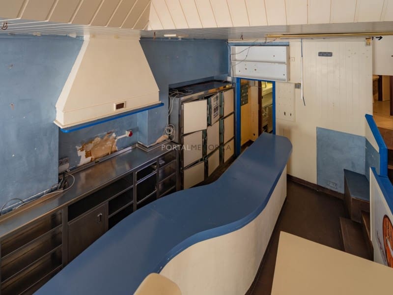 Commercial for sale in Mahon / Mao - € 295,000 (Ref: 9666369)