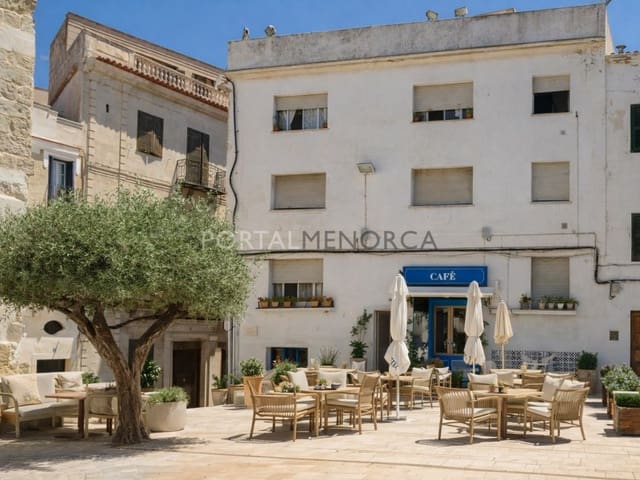 Commercial for sale in Mahón / Maó - € 295,000 (Ref: 9666369)