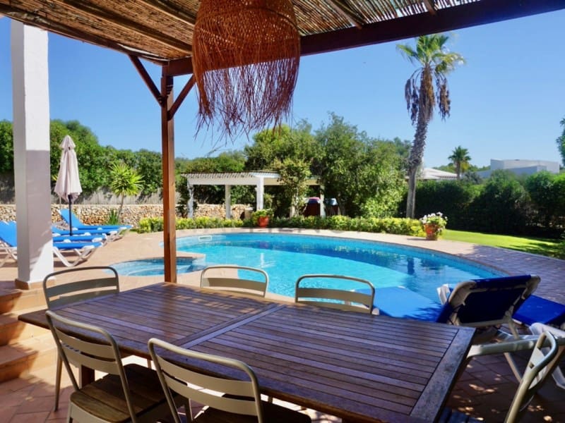 3 makuuhuone Huvila myytävänä paikassa Binibeca mukana uima-altaan - 945 000 € (Ref: 9666370)