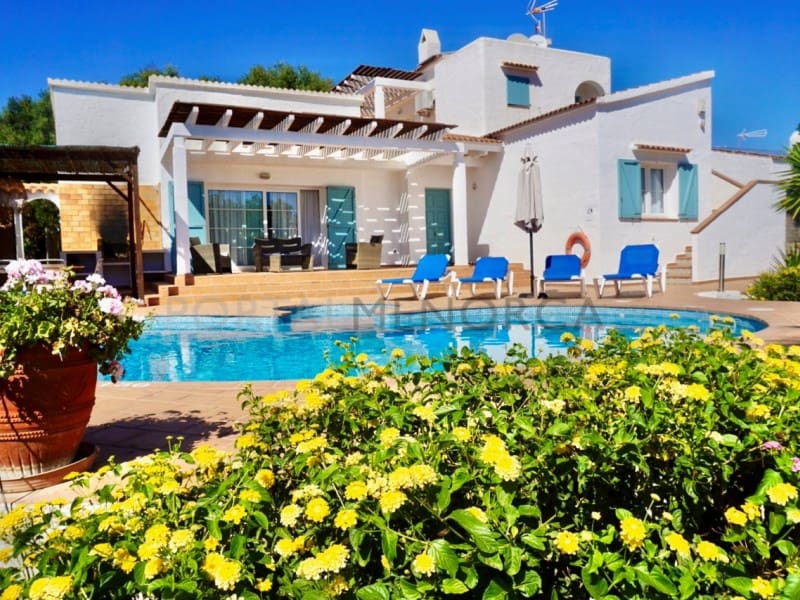 3 makuuhuone Huvila myytävänä paikassa Binibeca mukana uima-altaan - 945 000 € (Ref: 9666370)