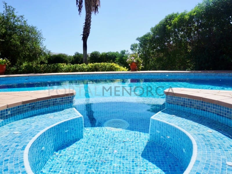 3 makuuhuone Huvila myytävänä paikassa Binibeca mukana uima-altaan - 945 000 € (Ref: 9666370)