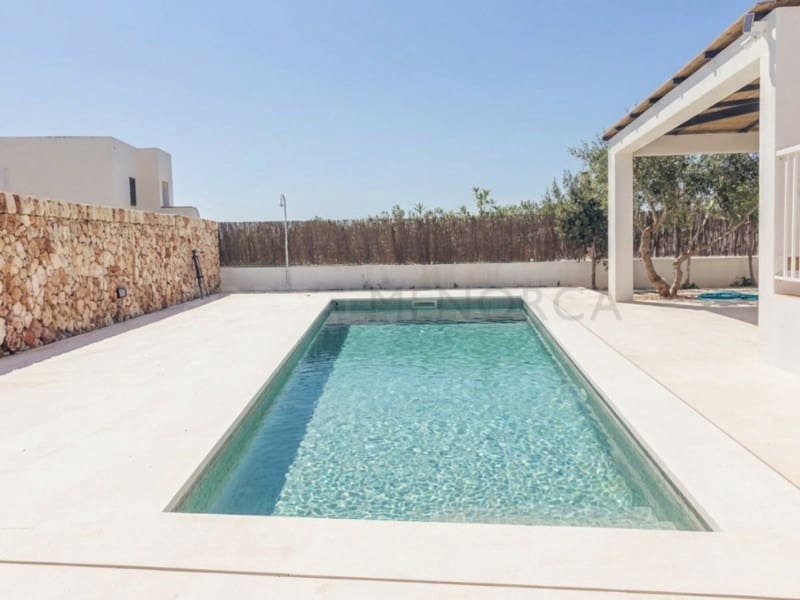 2 soveværelse Villa til salg i Alayor / Alaior med swimmingpool - € 548.000 (Ref: 9679748)