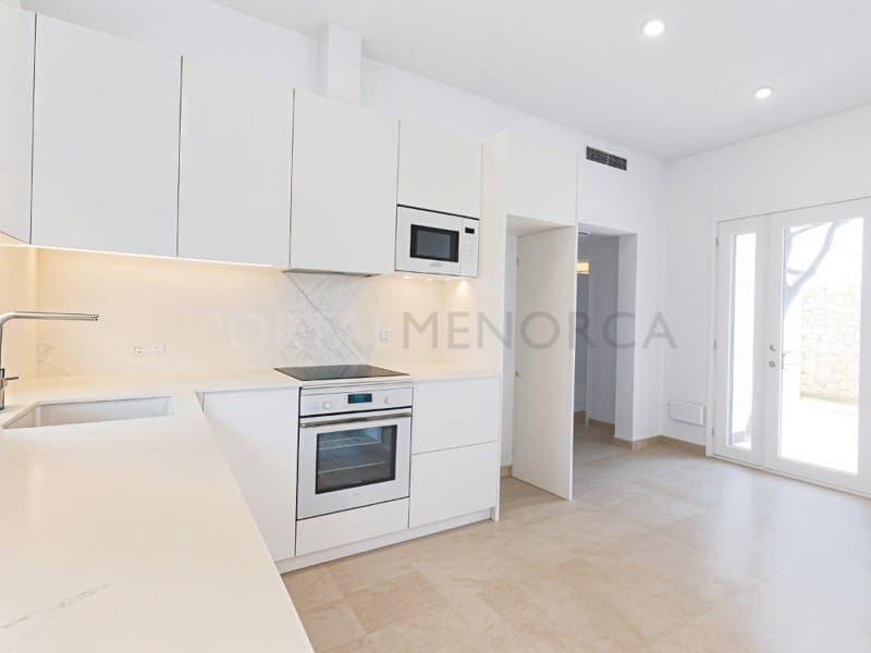 2 soveværelse Villa til salg i Alayor / Alaior med swimmingpool - € 548.000 (Ref: 9679748)