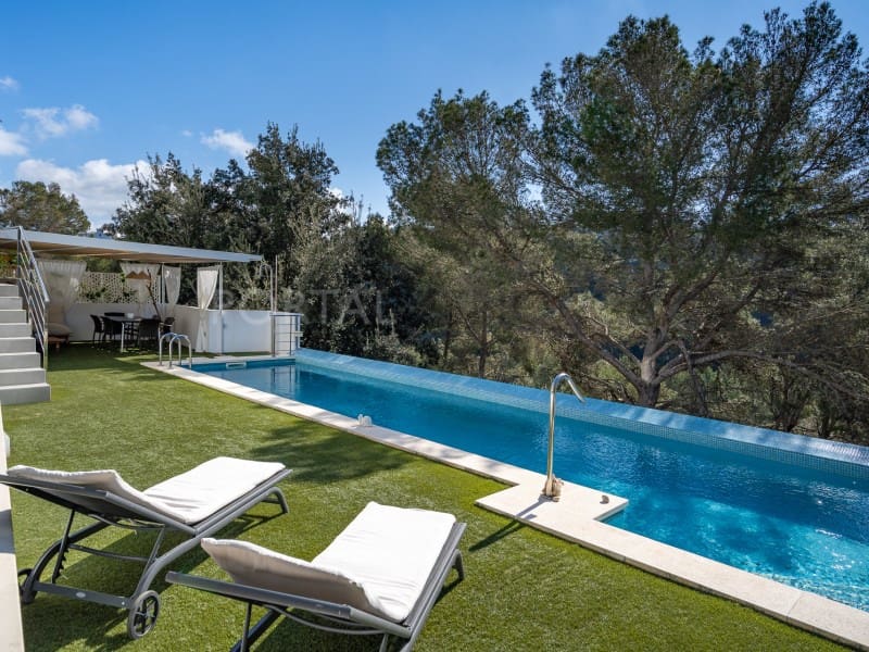 3 slaapkamer Villa te koop in Cala Galdana met zwembad - € 675.000 (Ref: 9686309)