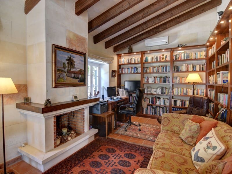 4 soveværelse Finca/Landehus til salg i San Clemente / Sant Climent med swimmingpool - € 2.600.000 (Ref: 9690487)