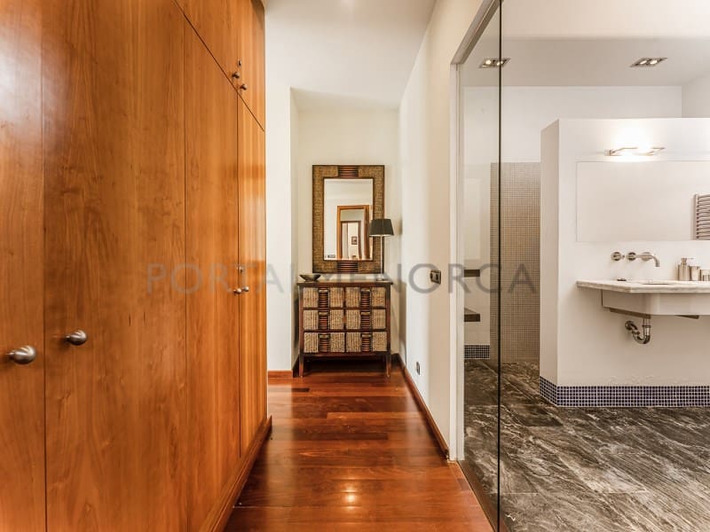 3 bedroom Villa for sale in Cala Llonga with pool garage - € 1,275,000 (Ref: 9701520)