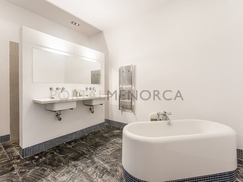 3 bedroom Villa for sale in Cala Llonga with pool garage - € 1,275,000 (Ref: 9701520)