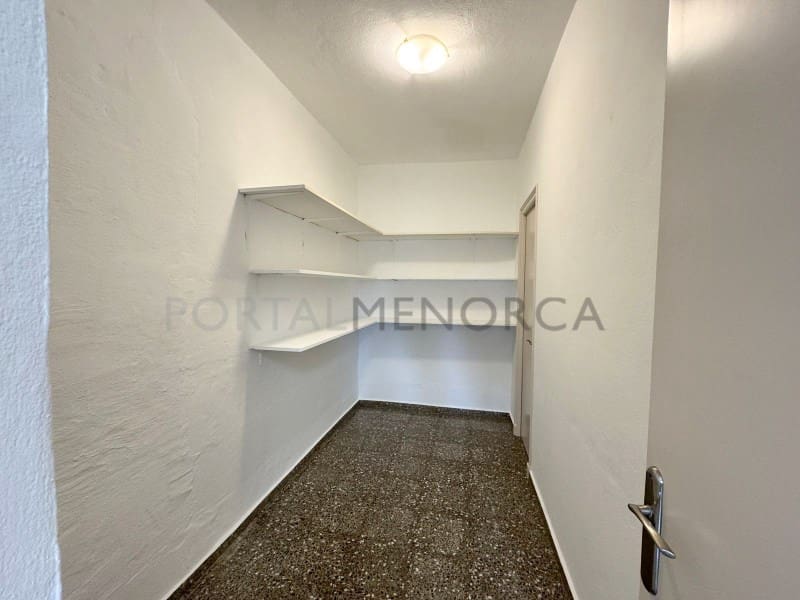 3 bedroom Flat for sale in Llucmacanes - € 450,000 (Ref: 9712077)