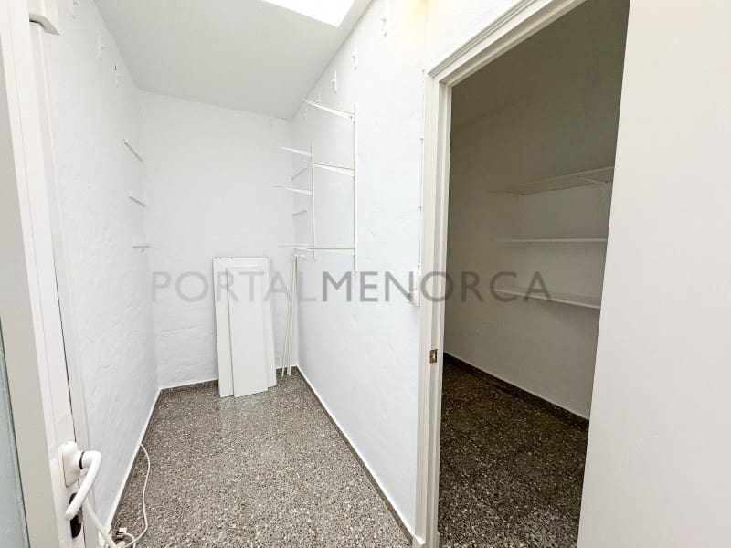 3 bedroom Flat for sale in Llucmacanes - € 450,000 (Ref: 9712077)