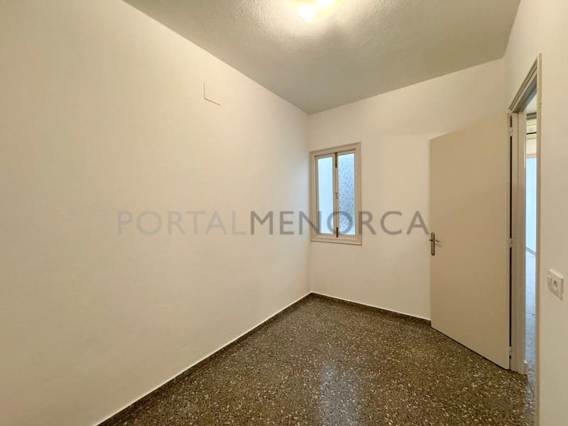 3 bedroom Flat for sale in Llucmacanes - € 450,000 (Ref: 9712077)