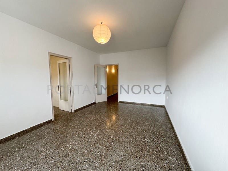 3 bedroom Flat for sale in Llucmacanes - € 450,000 (Ref: 9712077)