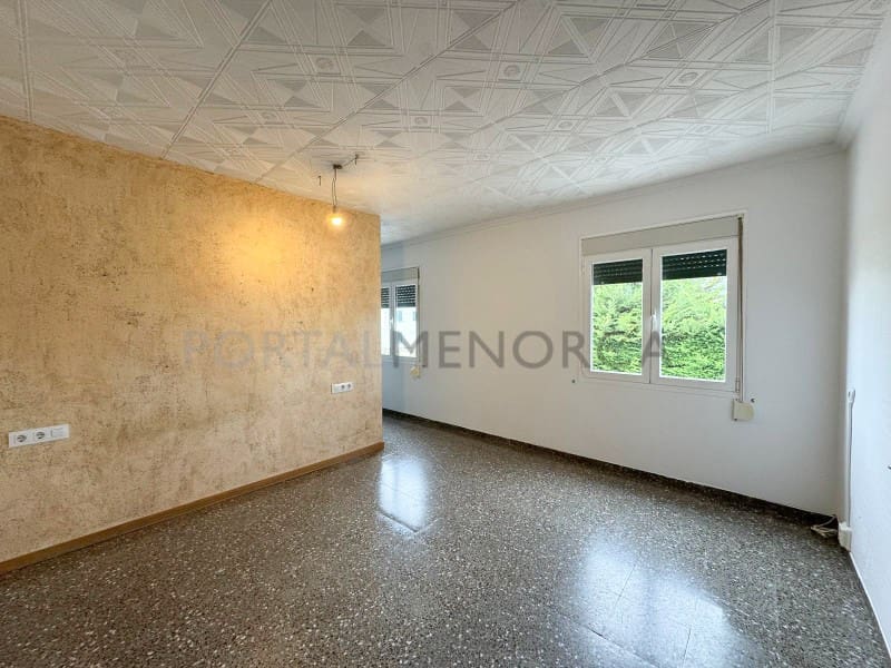 3 bedroom Flat for sale in Llucmacanes - € 450,000 (Ref: 9712077)