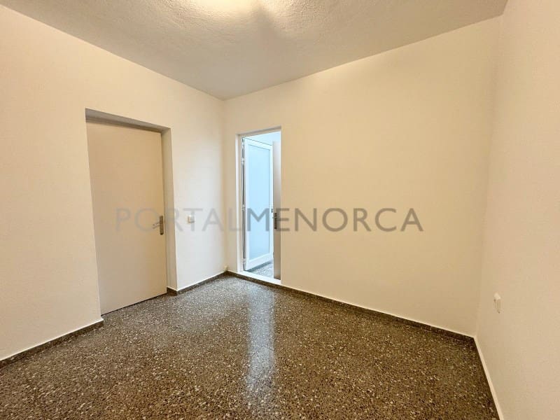 3 bedroom Flat for sale in Llucmacanes - € 450,000 (Ref: 9712077)