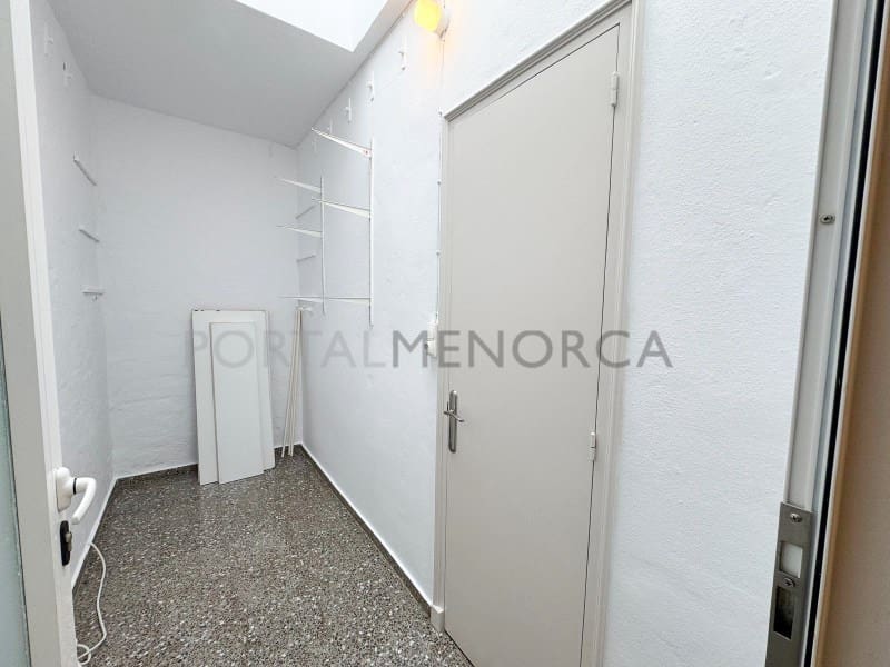 3 bedroom Flat for sale in Llucmacanes - € 450,000 (Ref: 9712077)