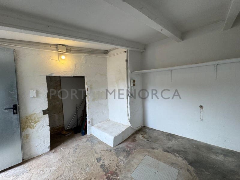 3 bedroom Flat for sale in Llucmacanes - € 450,000 (Ref: 9712077)