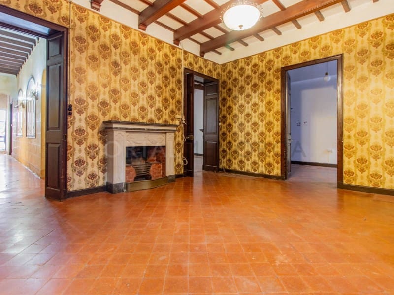 3 bedroom Flat for sale in Mahon / Mao - € 500,000 (Ref: 9721564)