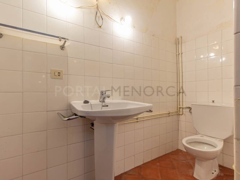 3 bedroom Flat for sale in Mahon / Mao - € 500,000 (Ref: 9721564)