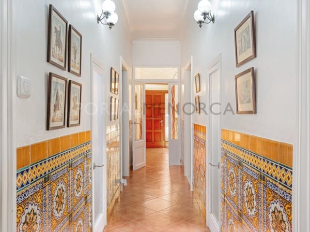 Casa de 4 habitaciones en Ciutadella, Ciutadella de Menorca en venta - 685.000 € (Ref: 9743157)