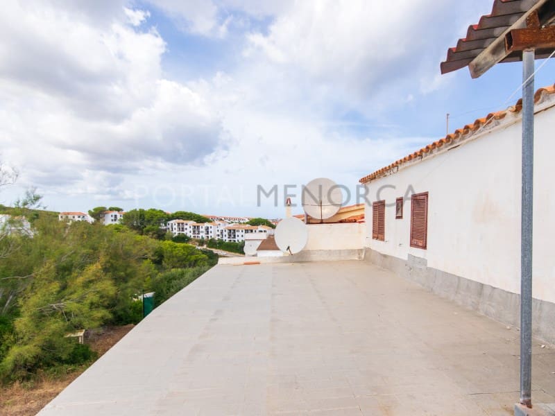 Kaupallinen myytävänä paikassa Arenal d'en Castell - 475 000 € (Ref: 9755569)