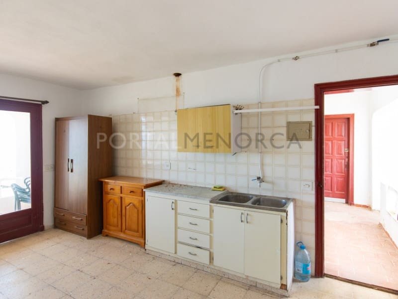 Kaupallinen myytävänä paikassa Arenal d'en Castell - 475 000 € (Ref: 9755569)